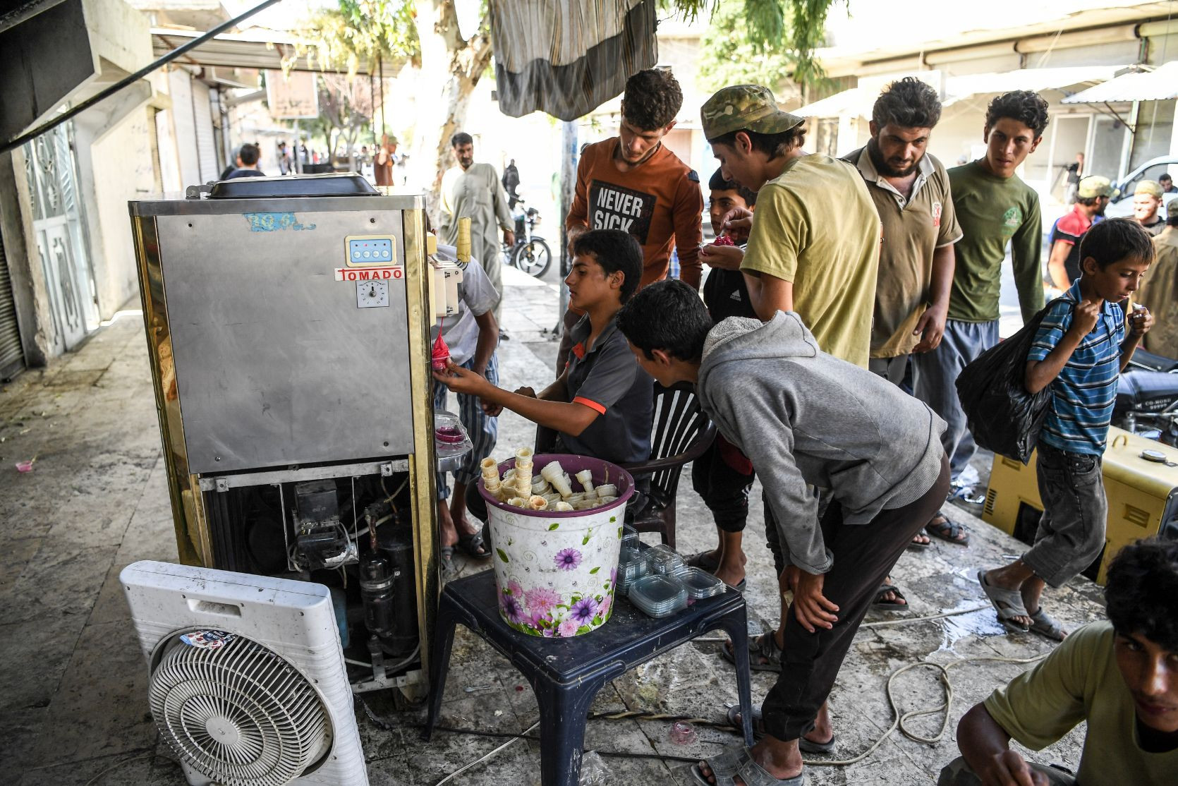 Hürriyet muhabiri Selçuk Şamiloğlu Cerablusta hayatı fotoğrafladı