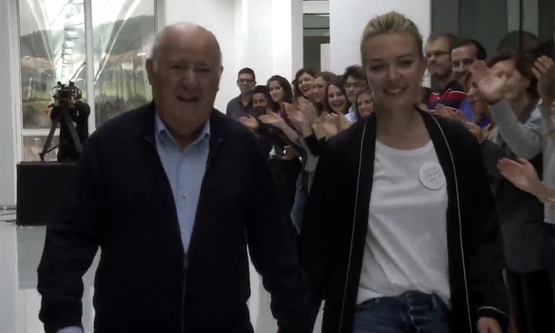 Oturma odasında pijama dikiyordu şimdi dünyanın en zengini Oturma odasında pijama dikiyordu şimdi dünyanın en zengini