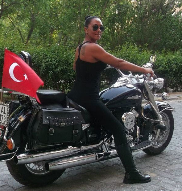 Cengiz Semercioğlu Hayat Sevince Güzel setindeki kavgayı yazdı