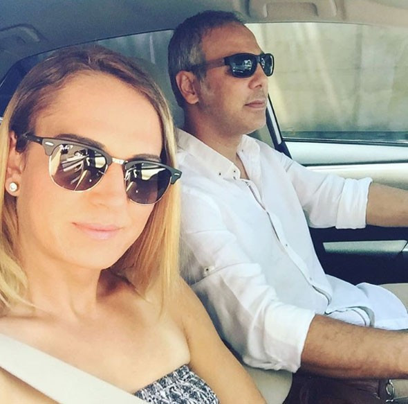 Nagihan Karadede eşi Uğur Gökçenin çıplak fotoğrafları hakkında ilk kez konuştu Nagihan Karadede eşi Uğur Gökçenin çıplak fotoğrafları hakkında ilk kez konuştu