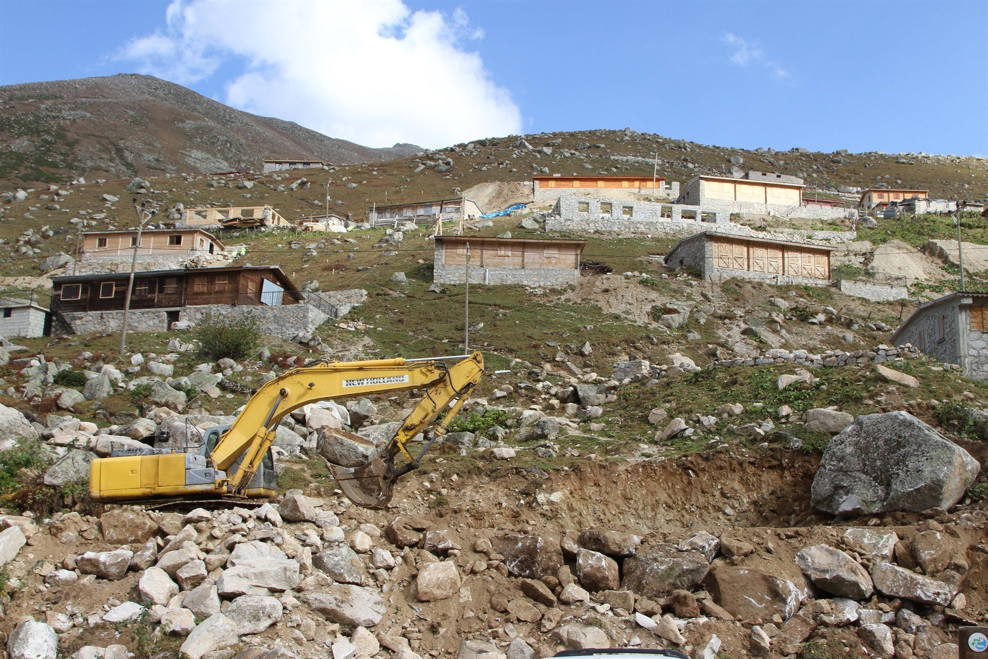 Rizede Valilikten Yeşil Yol kararı