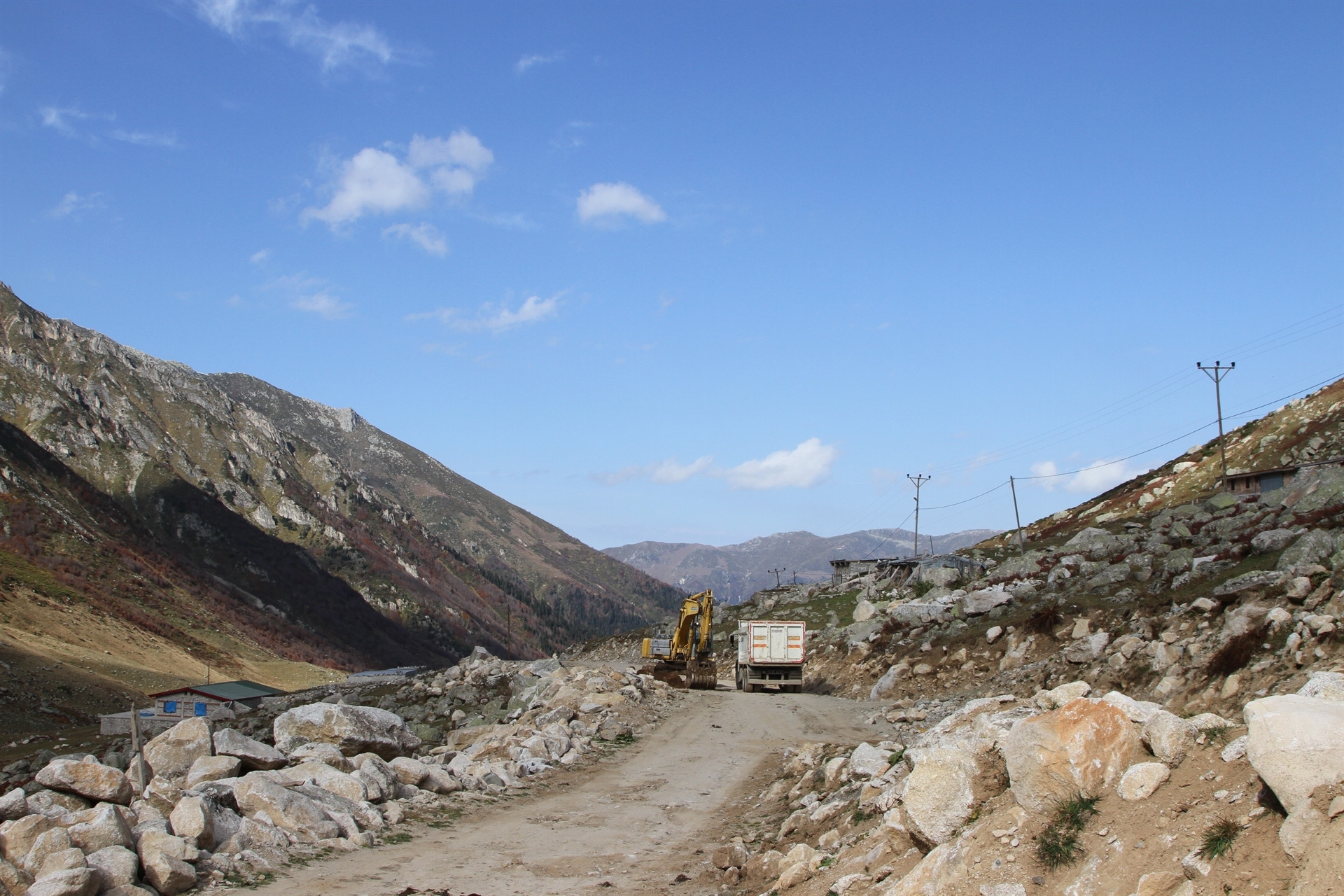 Rizede Valilikten Yeşil Yol kararı