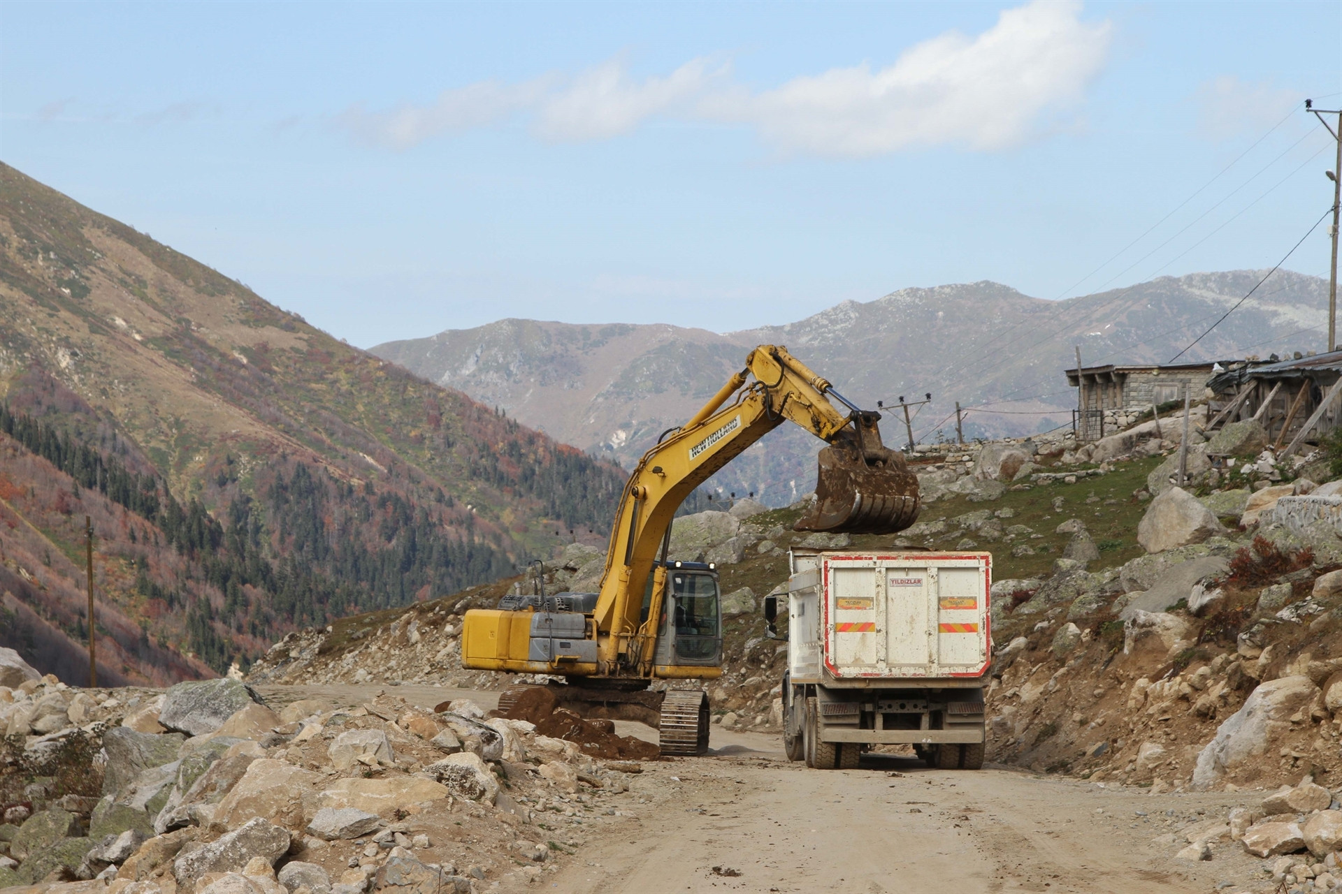 Rizede Valilikten Yeşil Yol kararı