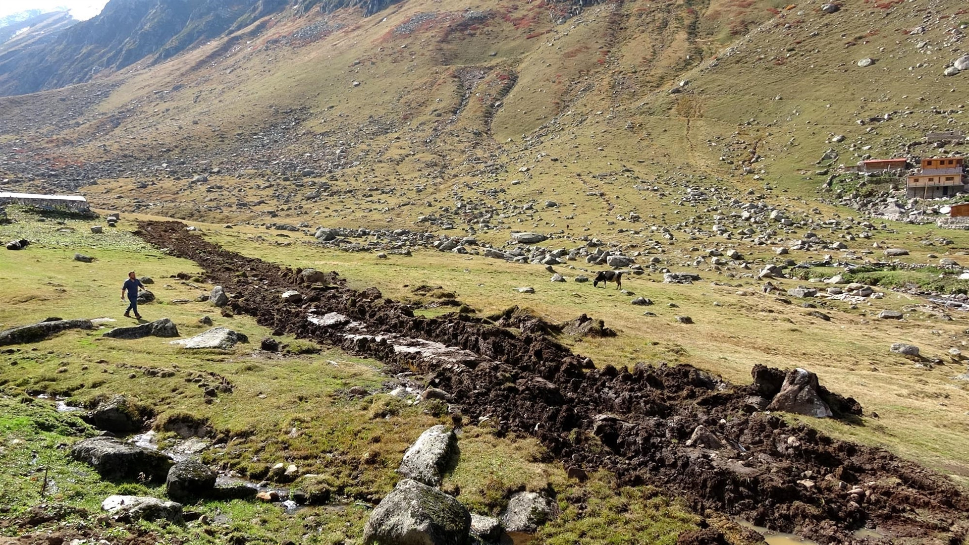Rizede Valilikten Yeşil Yol kararı