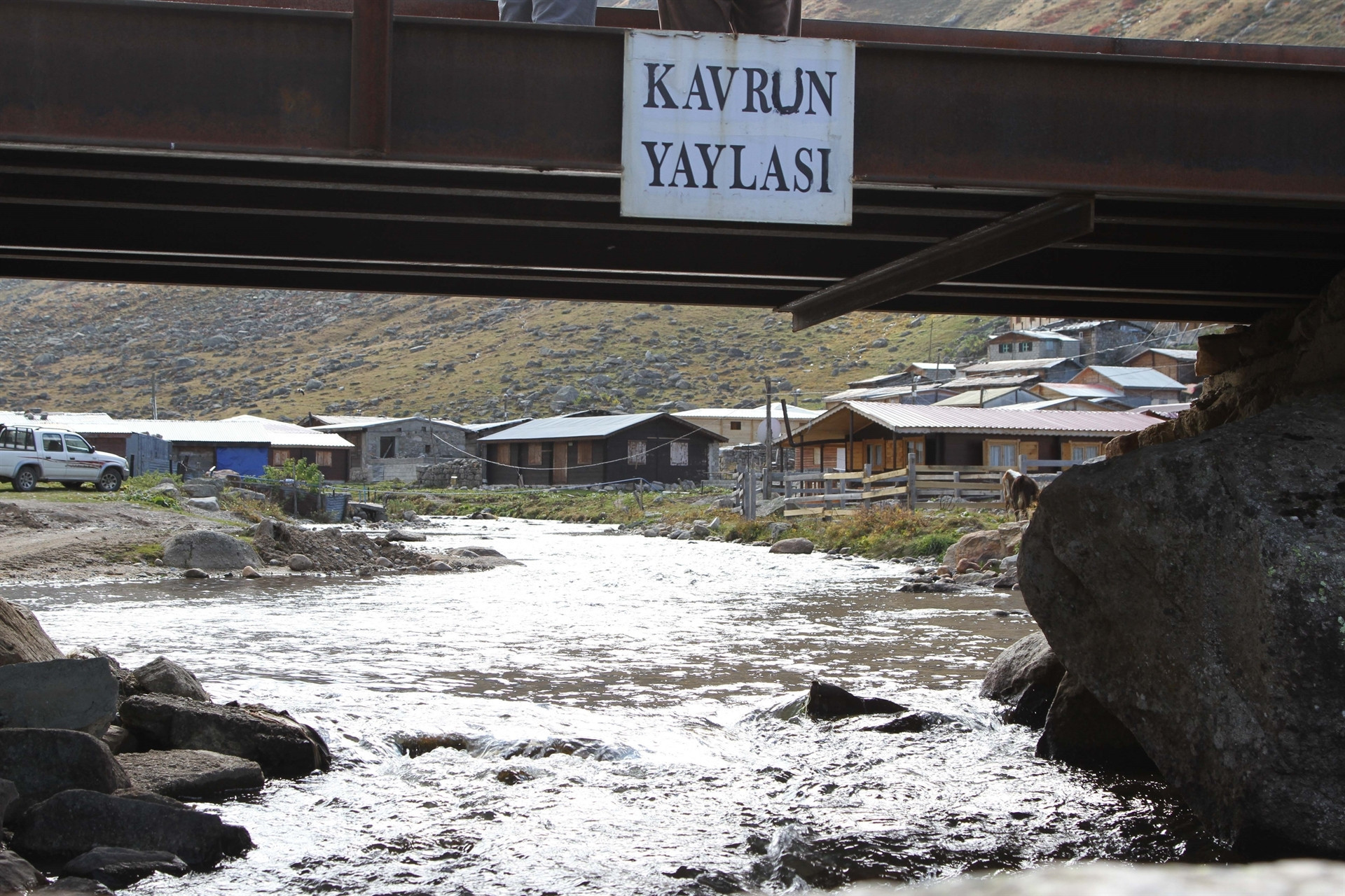 Rizede Valilikten Yeşil Yol kararı