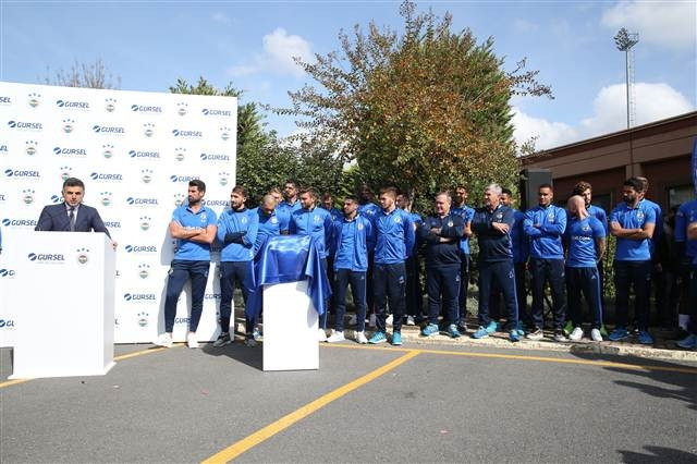 Fenerbahçenin yeni otobüsünde dikkat çeken detay