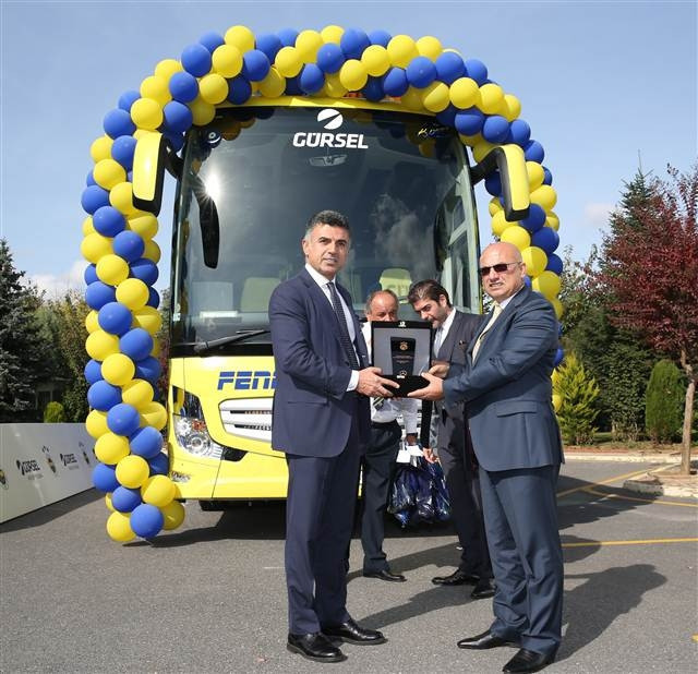 Fenerbahçenin yeni otobüsünde dikkat çeken detay
