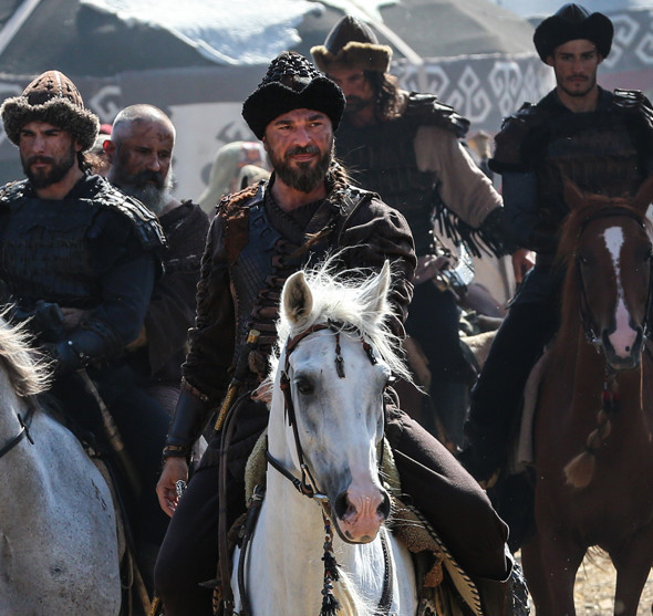 Diriliş Ertuğrul dizisine yeni oyuncular katıldı