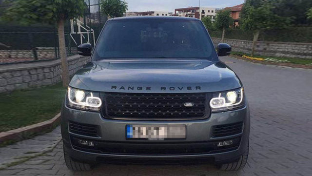 İşte Gökhan Törenin yeni lüks arabası