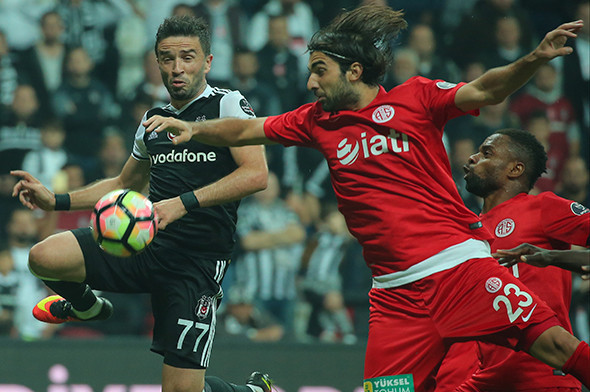 Şenol Güneş ucuz kurtuldu