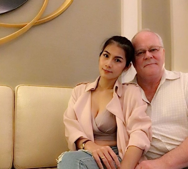 70 yaşındaki milyonerle evlenen porno yıldızından tartışılan sözler