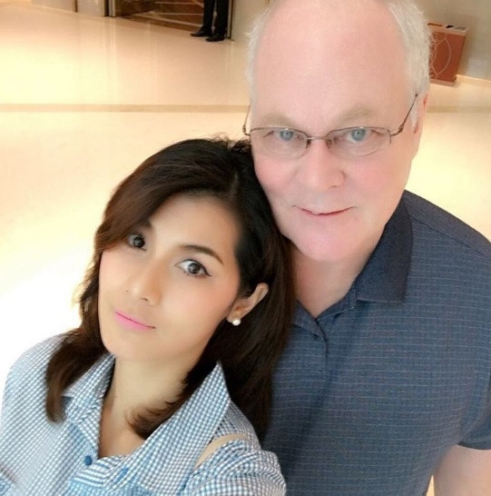 70 yaşındaki milyonerle evlenen porno yıldızından tartışılan sözler