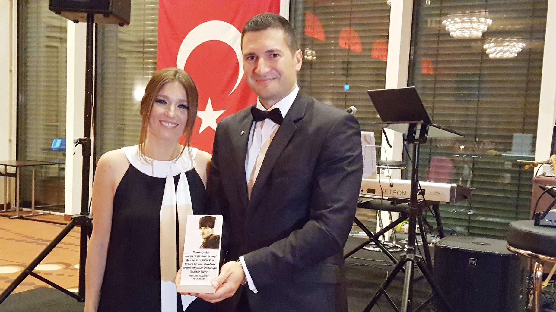 HeADD, Cumhuriyet’in 93’üncü yılını baloyla kutladı