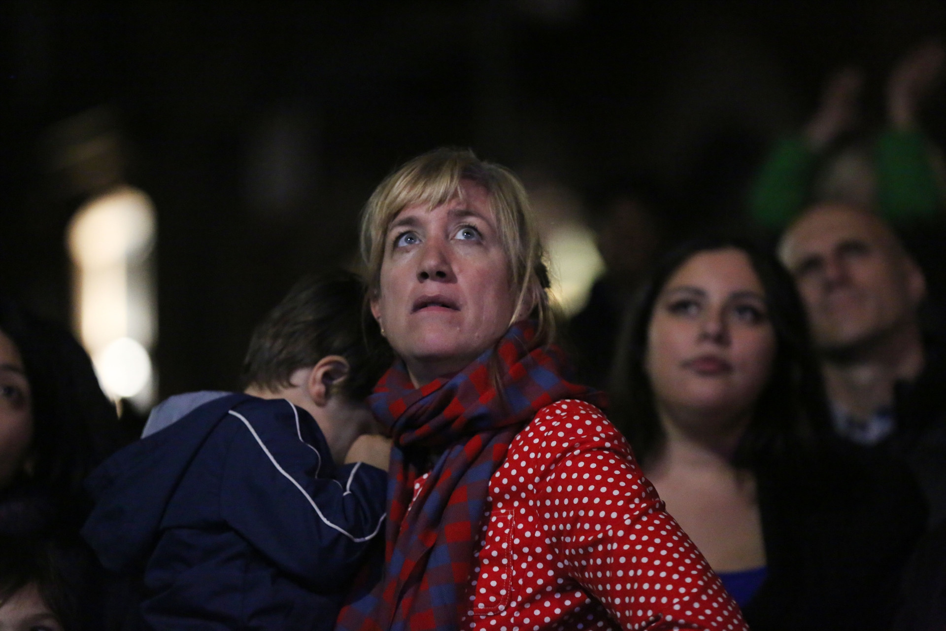 Clinton taraftarları gözyaşlarına boğuldu