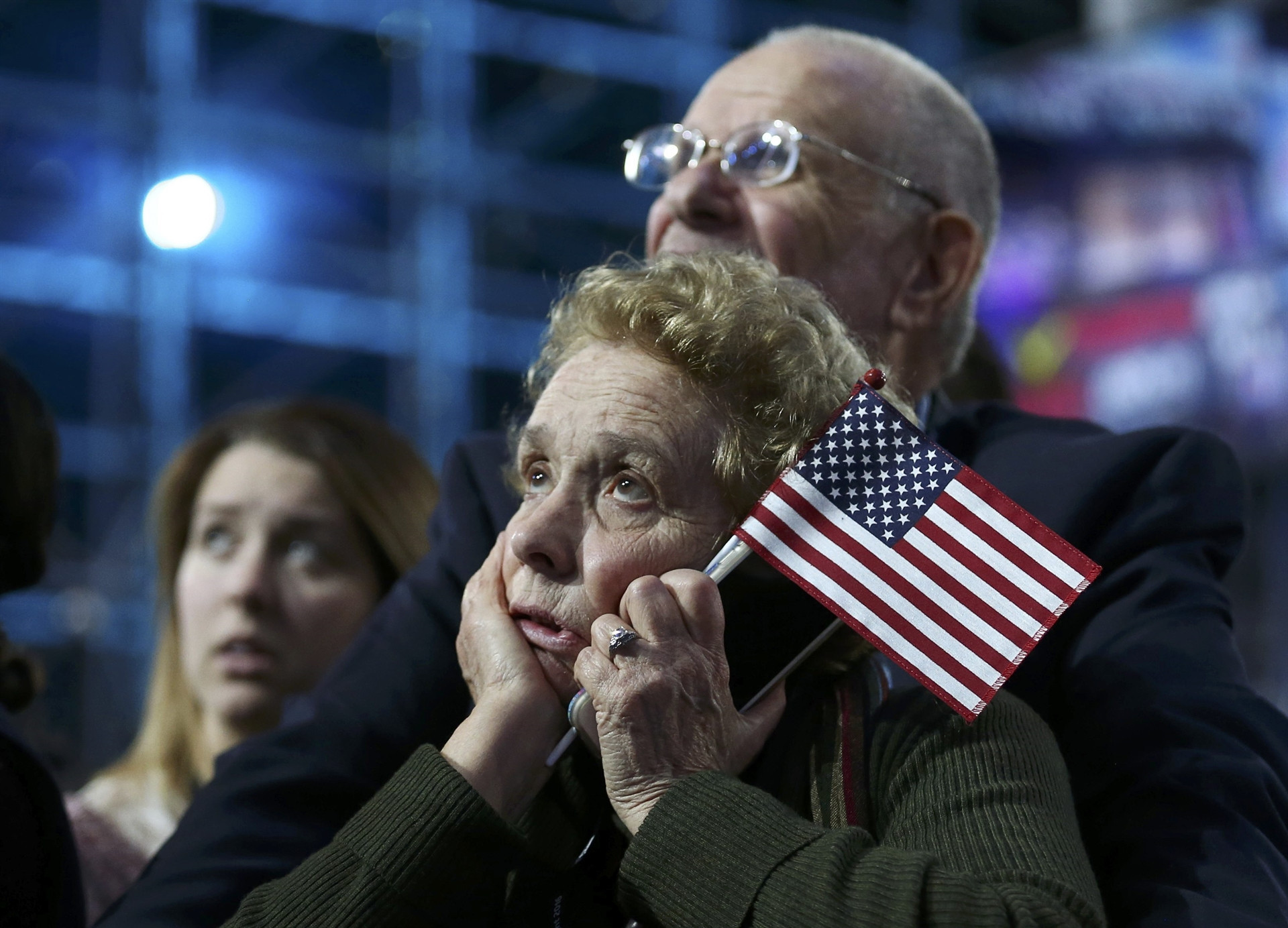 Clinton taraftarları gözyaşlarına boğuldu