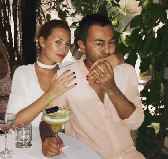 Serdar Ortaç ile Chloe Loughnannın evliliğinde kriz mi çıktı