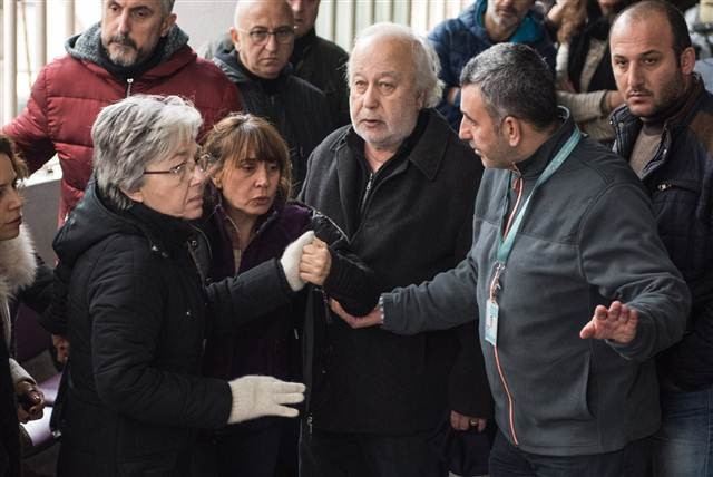 Ünlü oyuncu Erdal Tosun hayatını kaybetti Ünlü oyuncu Erdal Tosun hayatını kaybetti