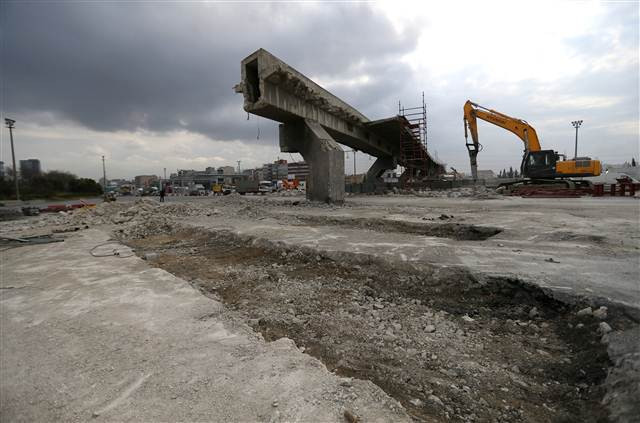 Ve yıkım başladı