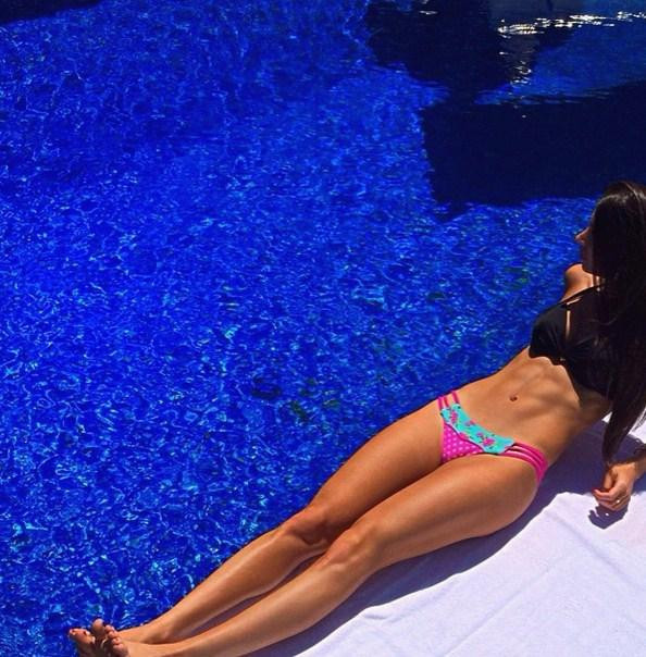 Sporcu Jen Selter, Instagramı sallamaya devam ediyor Sporcu Jen Selter, Instagramı sallamaya devam ediyor