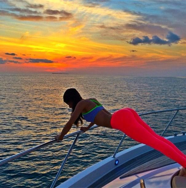 Sporcu Jen Selter, Instagramı sallamaya devam ediyor Sporcu Jen Selter, Instagramı sallamaya devam ediyor