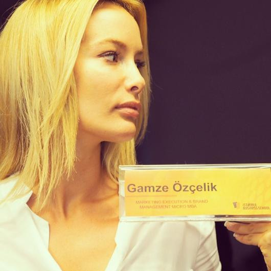 Bu küçük çocuk üniversite sınavını Türkiye ikincisi olarak kazandı, doktor oldu