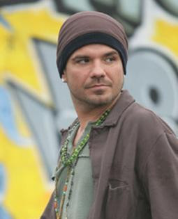 Bu küçük çocuk üniversite sınavını Türkiye ikincisi olarak kazandı, doktor oldu