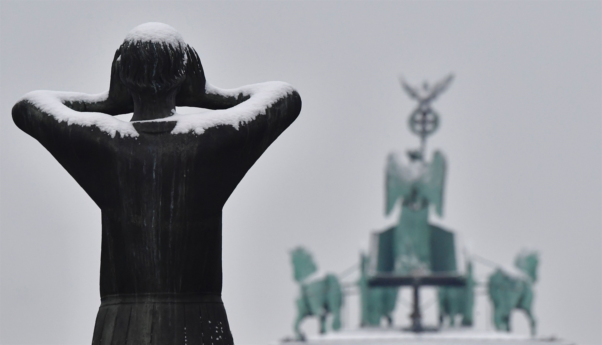 Dondurucu soğuklar Avrupa’yı da esir aldı