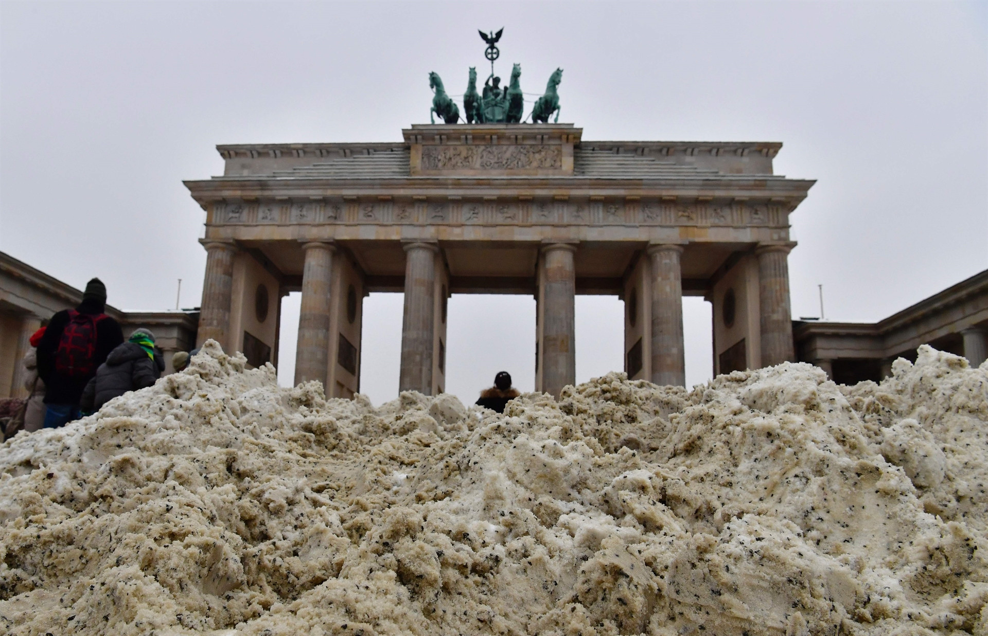 Dondurucu soğuklar Avrupa’yı da esir aldı