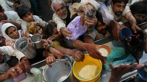 Sekiz kişinin serveti dünyanın yarısından fazla