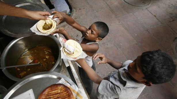 Sekiz kişinin serveti dünyanın yarısından fazla