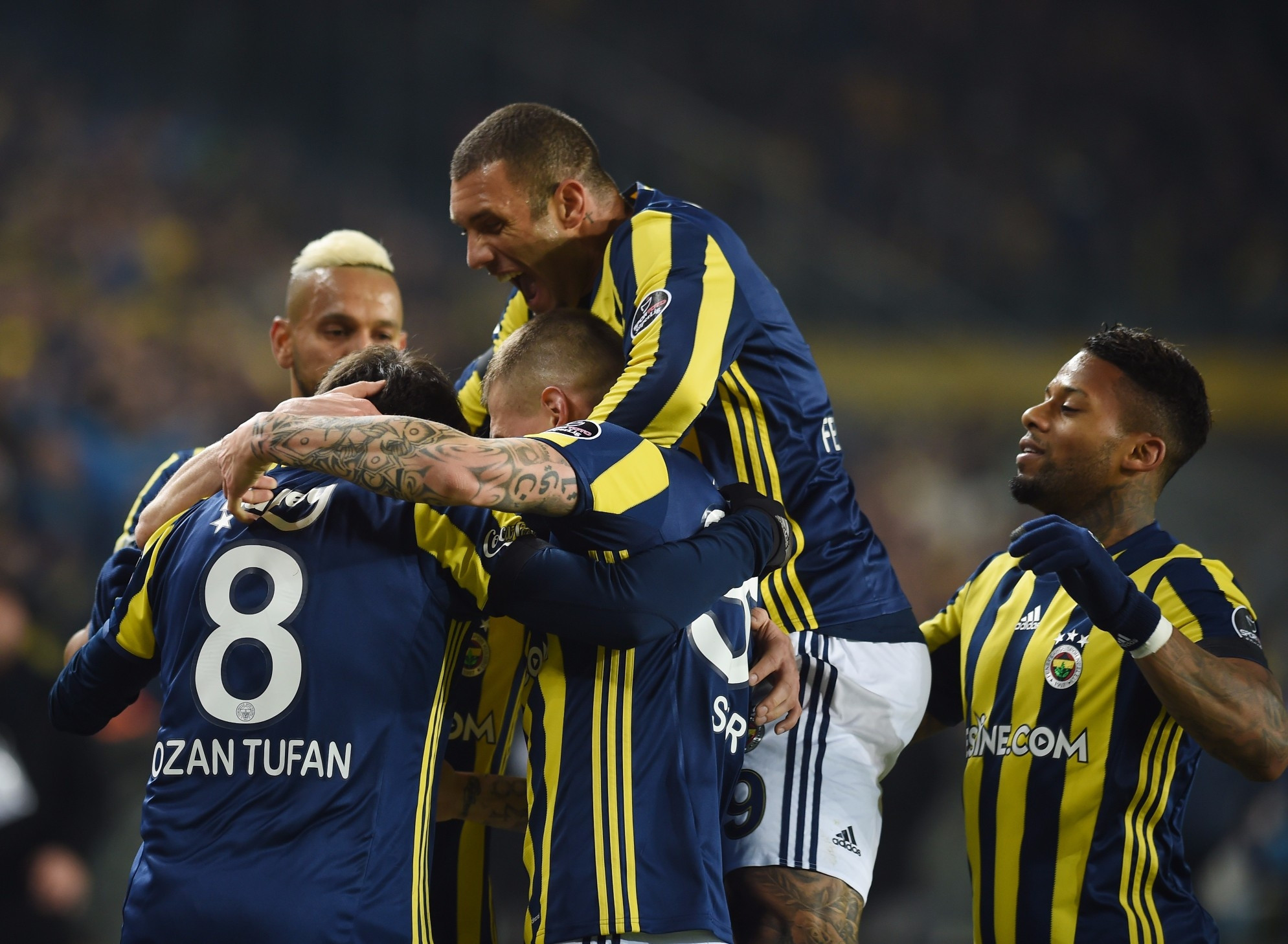Fenerbahçe - Medipol Başakşehir maçının fotoğrafları