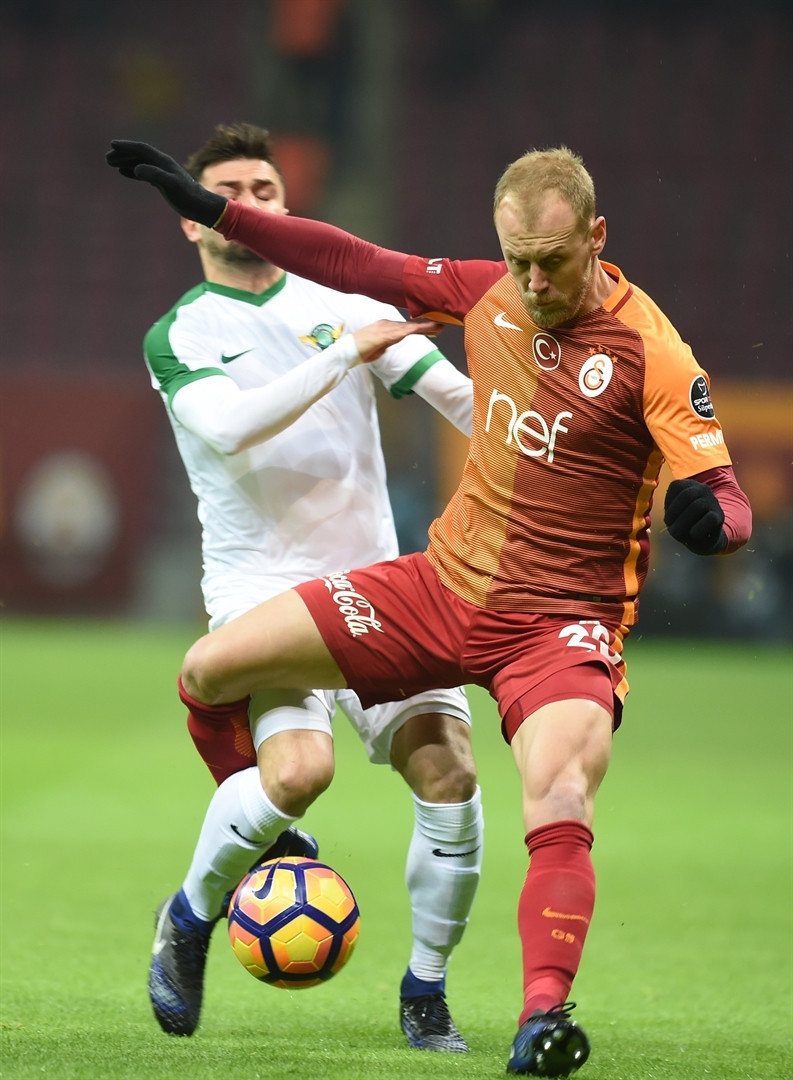 Rıdvan Dilmen: Ağır siklet ile hafif siklet maçı
