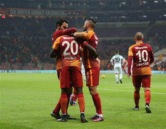 Galatasaray-Akhisar Belediyespor maçından fotoğraflar