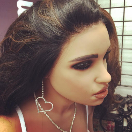 En çok istenen seks oyuncağı yapılması istenen ünlü