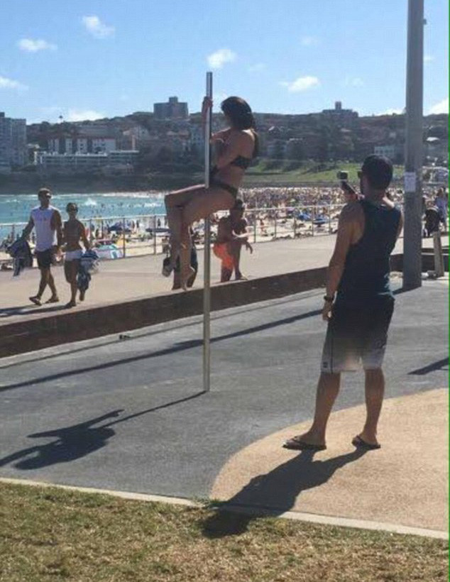 ‘Instagram’daki erkek arkadaşlar’ sevgilileri için bin bir şekle giriyor