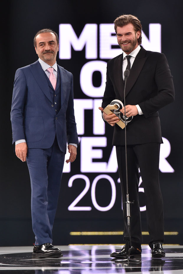 GQ Ödül törenine Beren Saat damga vurdu