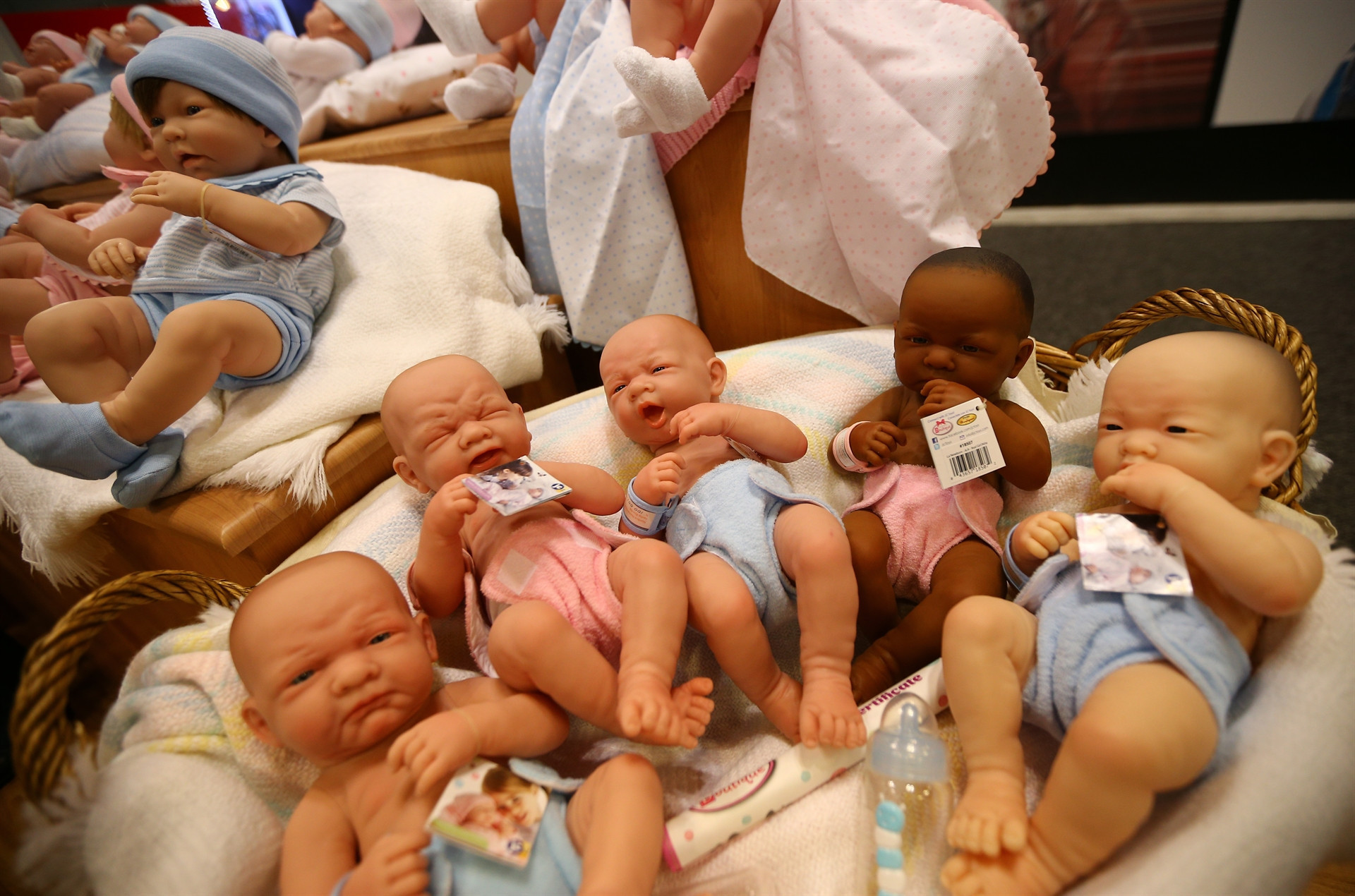 Dünyanın ilk transseksüel oyuncak bebeği Dünyanın ilk transseksüel oyuncak bebeği