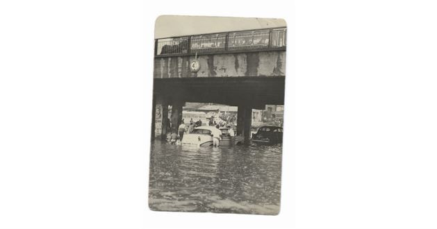 İstanbul Boğazını buz kütleleri sardı