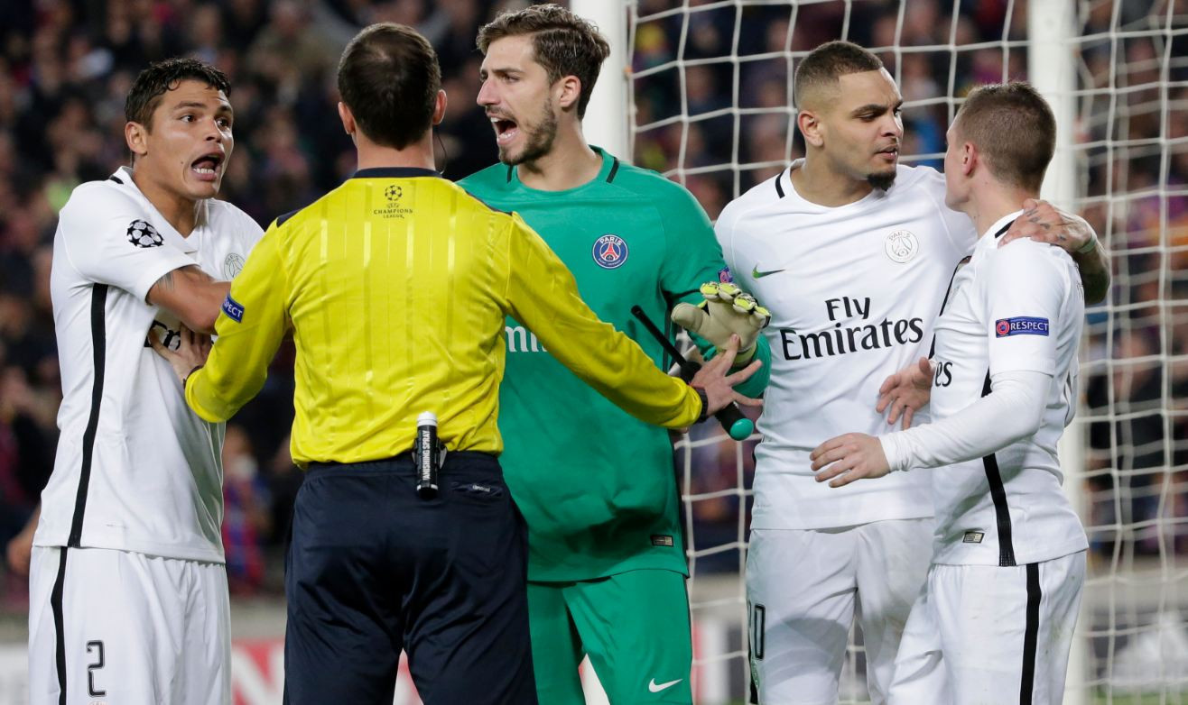 Türk hakem için şok karar UEFA açıkladı...