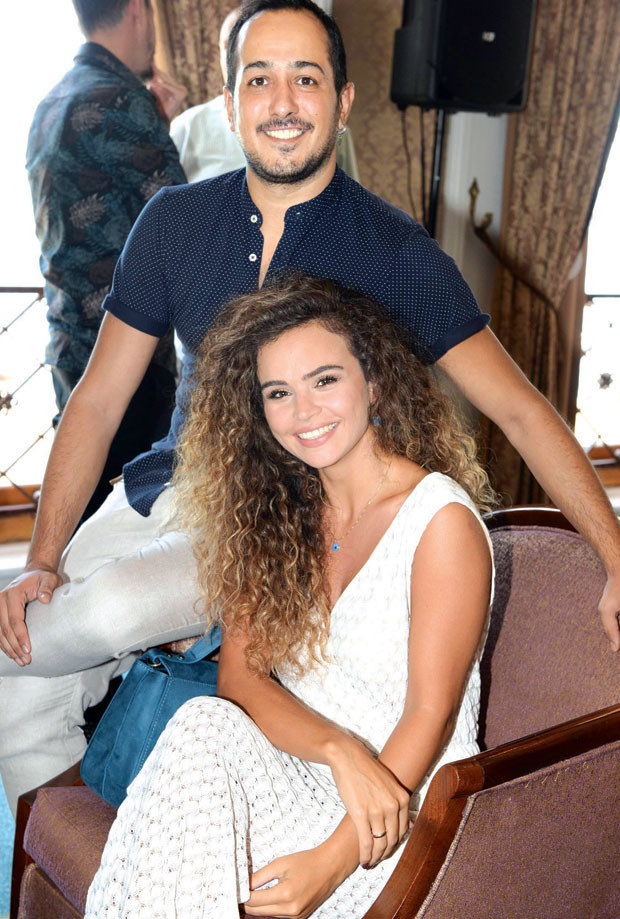 Sarp Apak evleniyor
