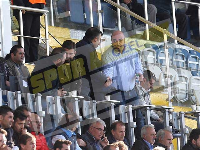Fenerbahçe menajeriyle görüştü Yılın bombası Emre Mor