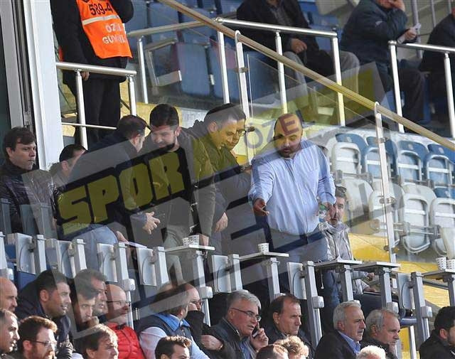 Fenerbahçe menajeriyle görüştü Yılın bombası Emre Mor