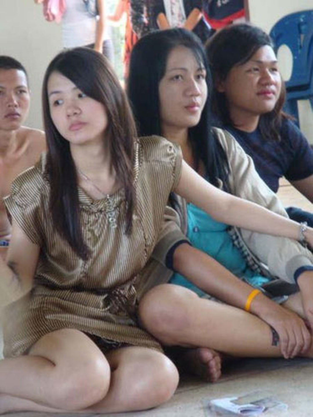 Güzellik kraliçesi askerlik şubesinde