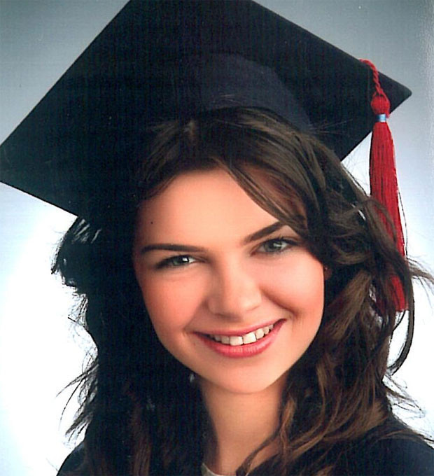 Ortaokul mezuniyetindeyim Ortaokul mezuniyetindeyim