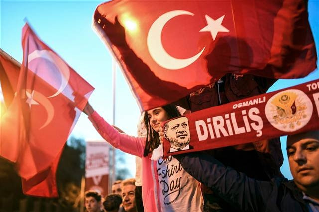 Yabancı ajanslar referandumu bu fotoğraflarla duyurdu Yabancı ajanslar referandumu bu fotoğraflarla duyurdu