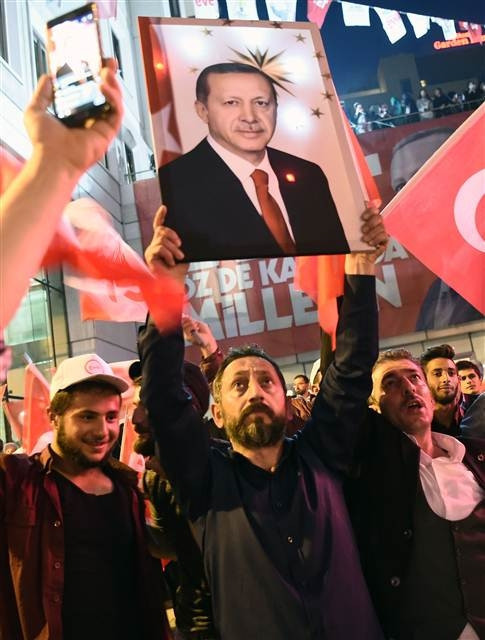 Yabancı ajanslar referandumu bu fotoğraflarla duyurdu Yabancı ajanslar referandumu bu fotoğraflarla duyurdu
