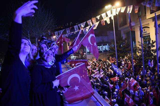 Yabancı ajanslar referandumu bu fotoğraflarla duyurdu Yabancı ajanslar referandumu bu fotoğraflarla duyurdu