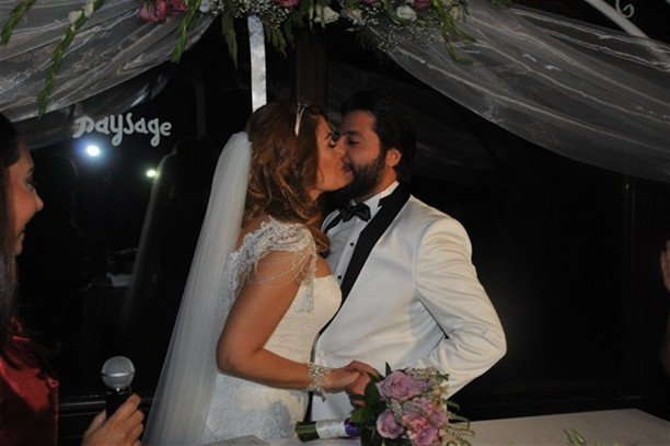 Zeynep Gülmez ile Tolga Güleryüz boşandı