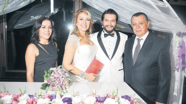 Zeynep Gülmez ile Tolga Güleryüz boşandı