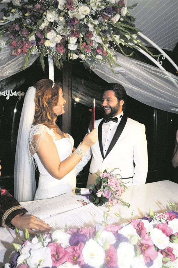 Zeynep Gülmez ile Tolga Güleryüz boşandı